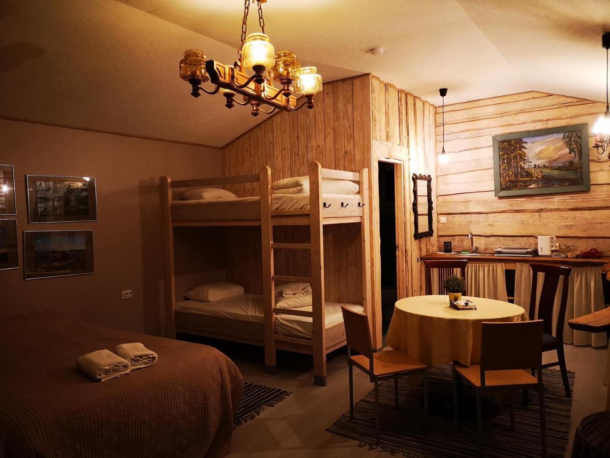 Viesu Nams Vecmuiza Hotel Tūja Kültér fotó